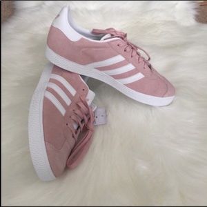 Adidas Gazelle Shoes Youth Size 7 NEW